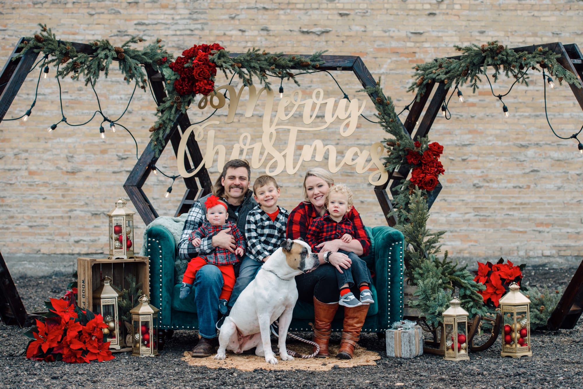 North Dakota Family Photographer, Williston Photographer, Williston Mini Sessions, Williston Family Photographer, Williston Christmas, North Dakota Christmas, Holiday Mini Session, Minot Family Photographer, Watford City Family Photographer, Williston North Dakota Family Photos, Williston North Dakota Family Pictures, Williston Child Photographer, Williston North Dakota Child Photographer, Christmas Mini Session Williston North Dakota, Rustic Christmas Photos, Family Photos North Dakota